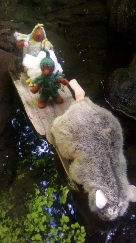 die-erdis-puppen-mit-maus