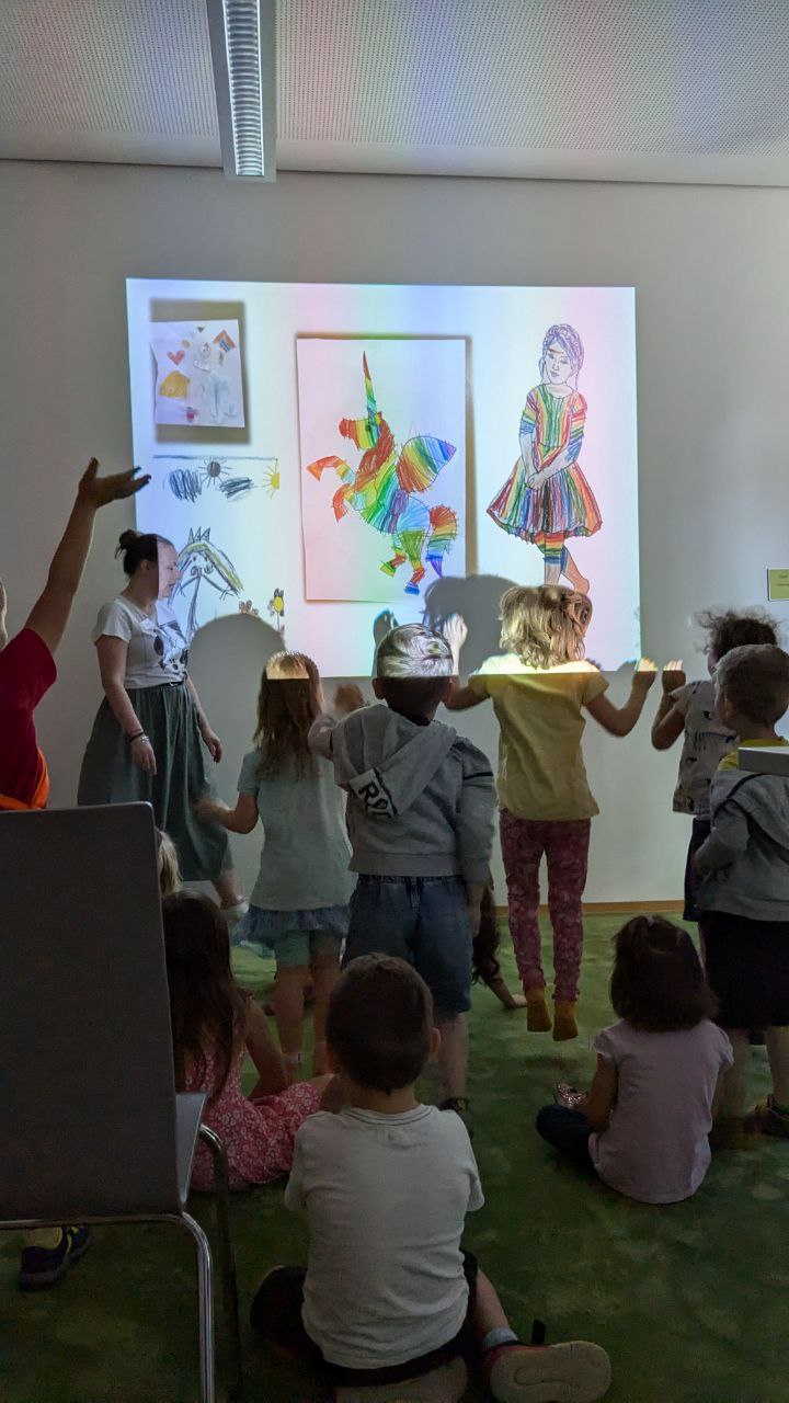 msg990483442-22193 Bilderbuchshow in Renningen